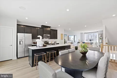 10626 Sheffield Glen Ln, Manassas, VA 20112