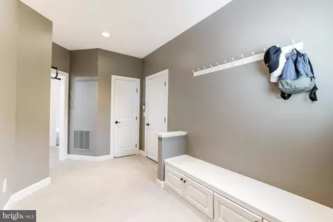 8252 Arrowleaf Turn, Gainesville, VA 20155 photo 37