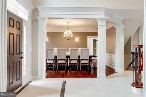 8252 Arrowleaf Turn, Gainesville, VA 20155 photo 9