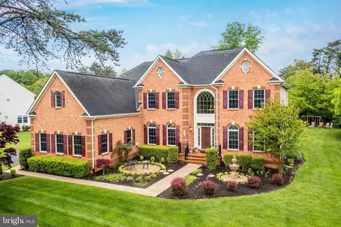 8252 Arrowleaf Turn, Gainesville, VA 20155