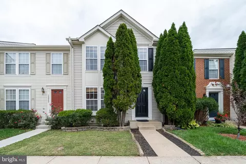 15040 Gaffney Cir, Gainesville, VA 20155