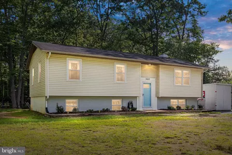 14601 Adel Dr, Manassas, VA 20112