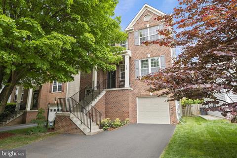 9142 Mineola Ct, Manassas, VA 20111