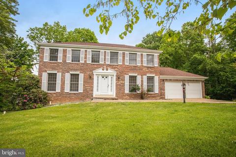 16147 Darwin Ct, Woodbridge, VA 22191