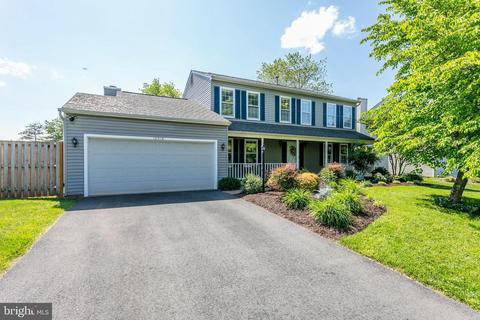 10516 Cedar Creek Dr, Manassas, VA 20112