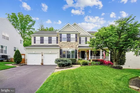 15520 Allaire Dr, Gainesville, VA 20155