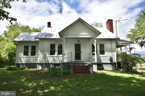 12712 Marsteller Dr, Nokesville, VA 20181