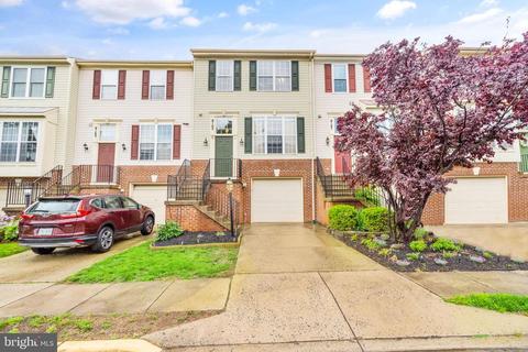 8105 Cerromar Way, Gainesville, VA 20155