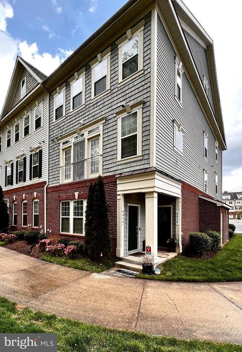 4836 Dane Ridge Cir, Woodbridge, VA 22193