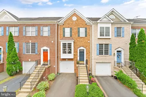 6352 Cullen Pl, Haymarket, VA 20169