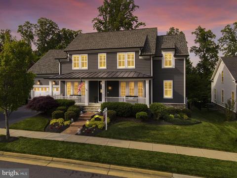 17095 Belle Isle Dr, Dumfries, VA 22026