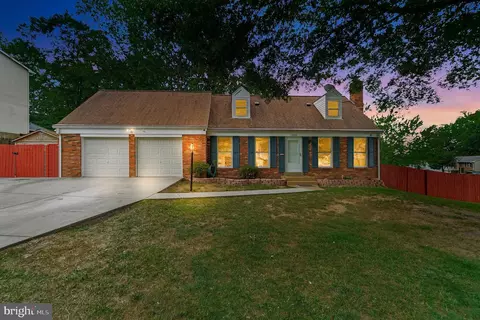 13200 Nassau Dr, Woodbridge, VA 22193