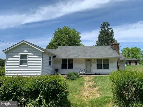 16020 Fleetwood Dr, Catlett, VA 20119