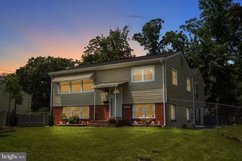 14302 Randall Dr, Woodbridge, VA 22191