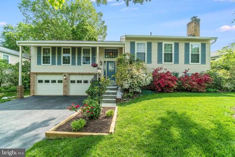 3383 Flint Hill Pl, Woodbridge, VA 22192