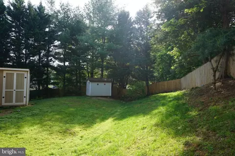 16267 Gayle Ct, Triangle, VA 22172 photo 16