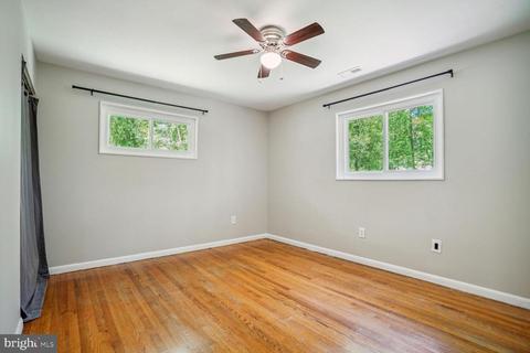18901 Barnette Cir, Triangle, VA 22172 photo 10
