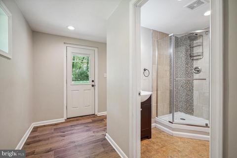 18901 Barnette Cir, Triangle, VA 22172 photo 22