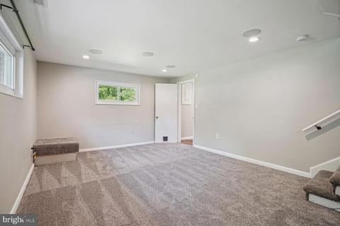 18901 Barnette Cir, Triangle, VA 22172 photo 20