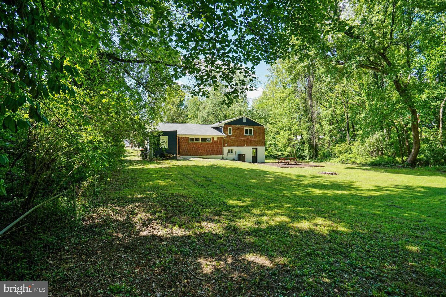 18901 Barnette Cir, Triangle, VA 22172 photo 29