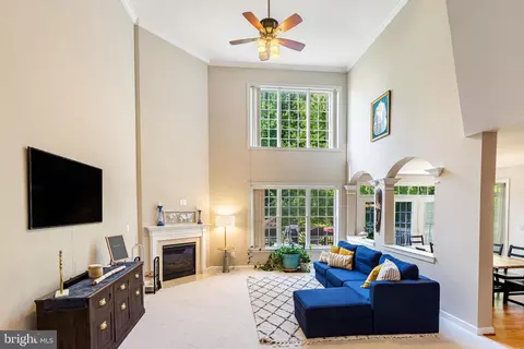 18621 Kerill Rd, Triangle, VA 22172 photo 9
