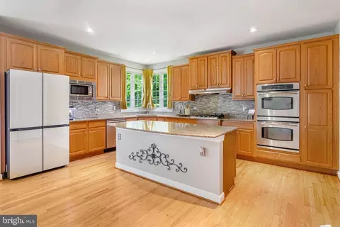18621 Kerill Rd, Triangle, VA 22172 photo 18