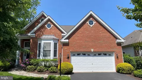 5405 Zoysia Ct, Haymarket, VA 20169