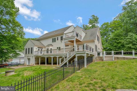 8401 Jill Brenda Ct, Manassas, VA 20112