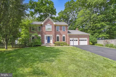 3677 Hetten Ln, Woodbridge, VA 22193