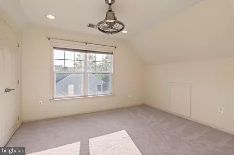19244 Fuller Heights Rd, Triangle, VA 22172 photo 24