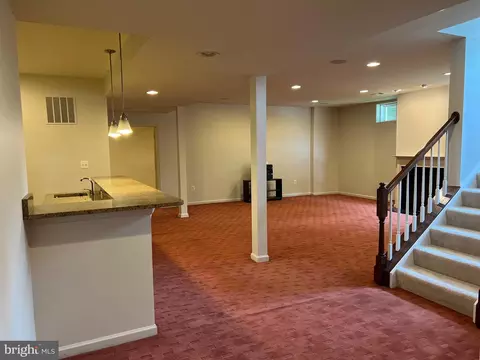 19244 Fuller Heights Rd, Triangle, VA 22172 photo 30