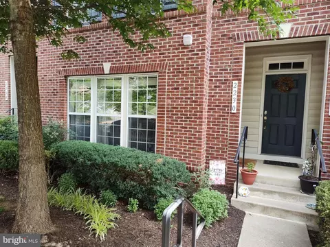 2230 Merseyside Dr, Woodbridge, VA 22191