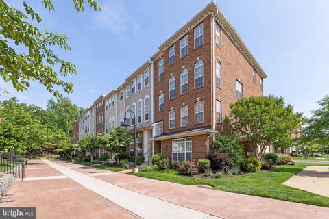 15238 Rosemont Manor Dr, Haymarket, VA 20169