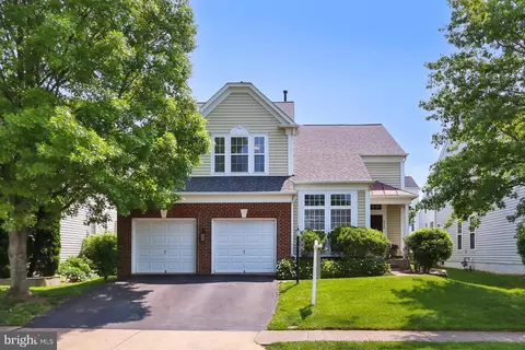 6009 Smooth Stone Pl, Haymarket, VA 20169
