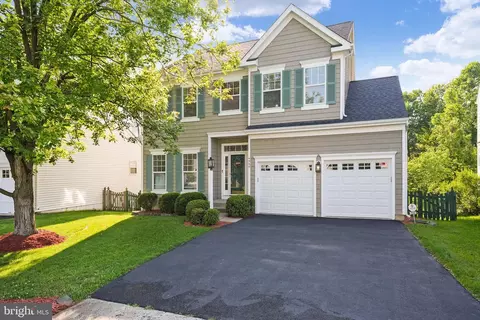 4960 Breeze Way, Dumfries, VA 22025