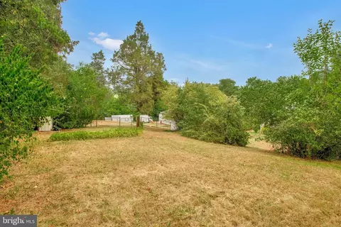 8320 Rolling Rd, Manassas, VA 20110 photo 29
