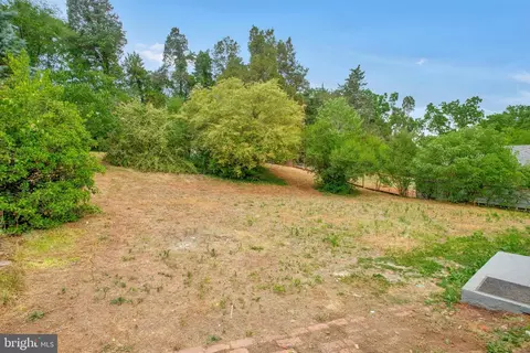 8320 Rolling Rd, Manassas, VA 20110 photo 27