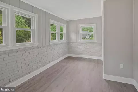 8320 Rolling Rd, Manassas, VA 20110 photo 24