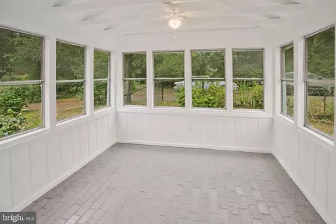 8320 Rolling Rd, Manassas, VA 20110 photo 19