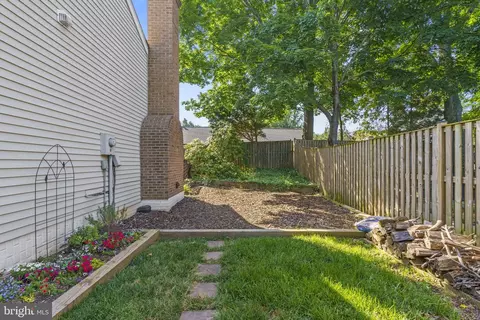 15227 Holleyside Dr, Dumfries, VA 22025 photo 49