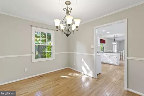 15227 Holleyside Dr, Dumfries, VA 22025 photo 12
