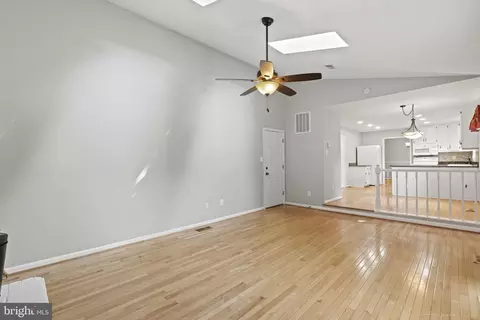 15227 Holleyside Dr, Dumfries, VA 22025 photo 22