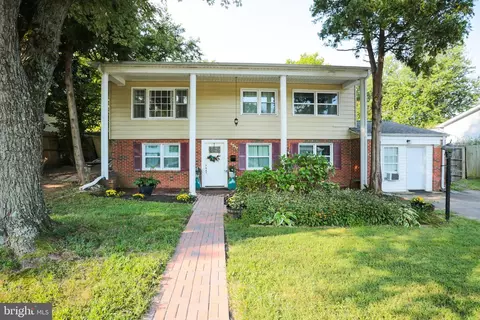 4517 Dale Blvd, Woodbridge, VA 22193