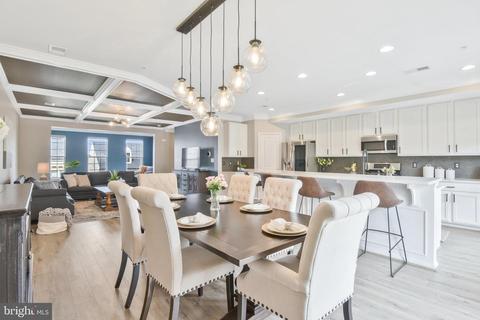 7746 Cedar Branch Dr, Gainesville, VA 20155