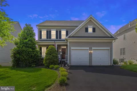9883 Solitary Pl, Bristow, VA 20136