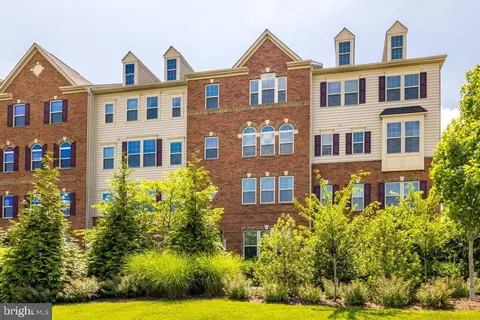 7799 Culloden Crest Ln, Gainesville, VA 20155