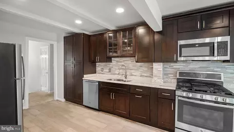 13409 Keating Dr, Woodbridge, VA 22193
