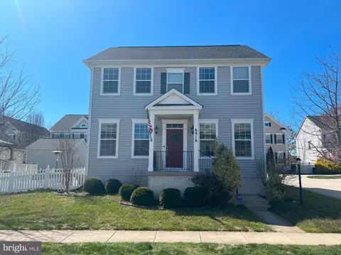 8918 Screech Owl Ct, Gainesville, VA 20155