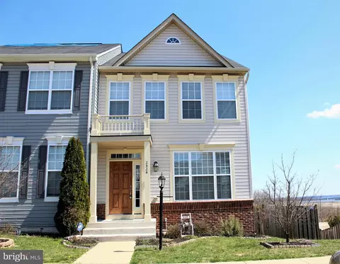 2424 Battery Hill Cir, Woodbridge, VA 22191