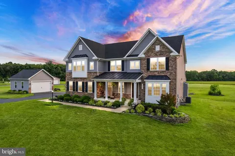 12356 Valley View Dr, Nokesville, VA 20181